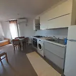 בית נופש Nuova Valmar Bilocale 56 *